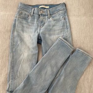 Levi’s 710 super skinny jeans. Size 24.